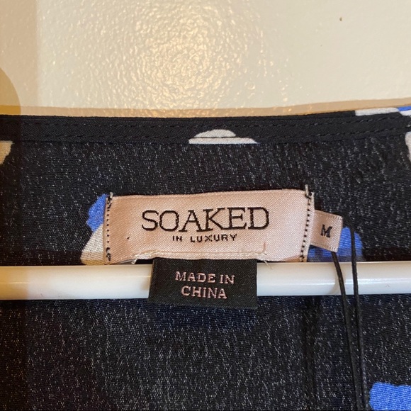 NWT FLOWY POLKA DOT TOP / BLOUSE | SOAKED - Picture 3 of 11